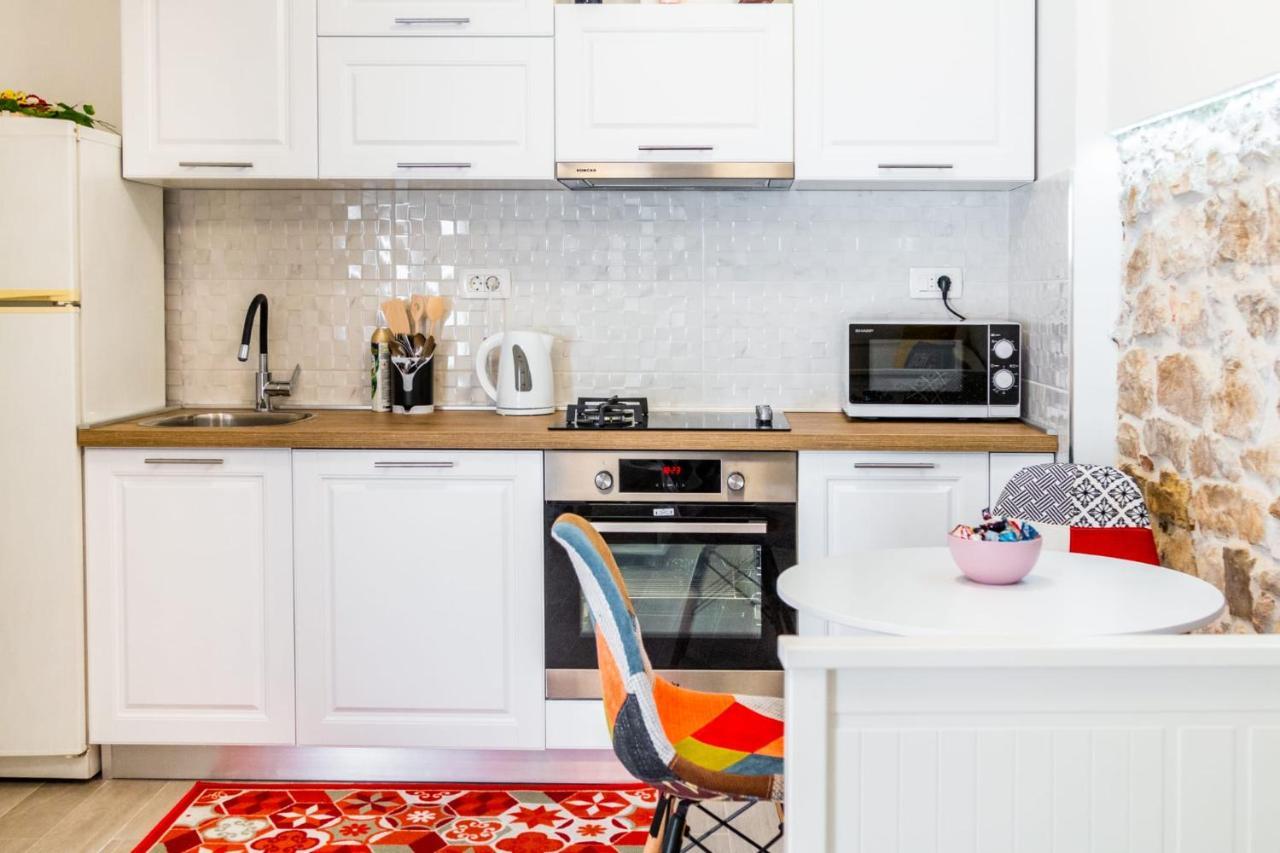 Studio Apartman Mirela Kastel Stafilic Kaštela Exterior foto