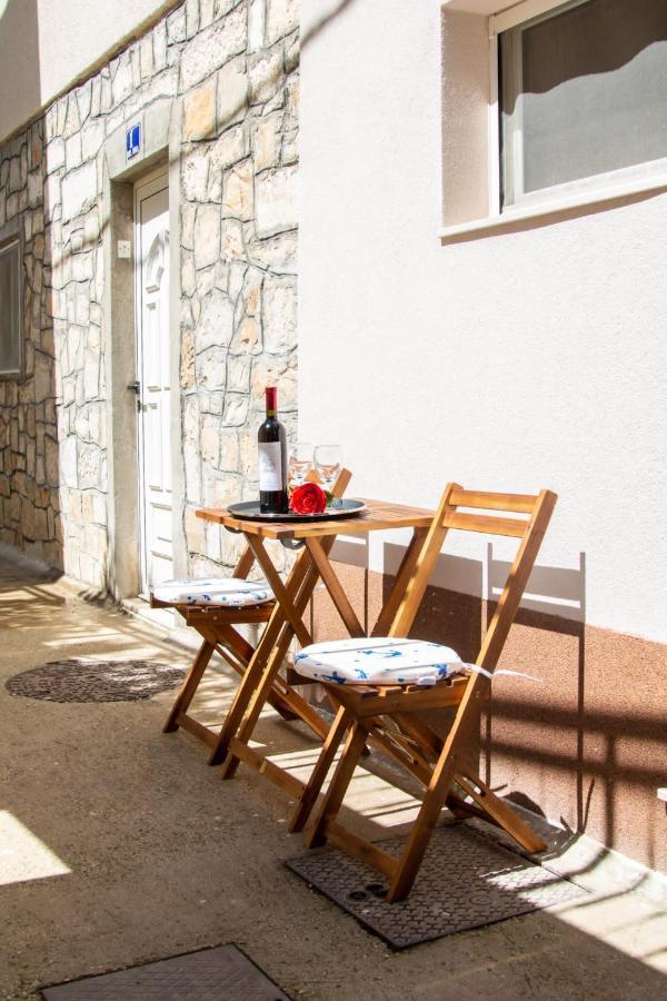 Studio Apartman Mirela Kastel Stafilic Kaštela Exterior foto