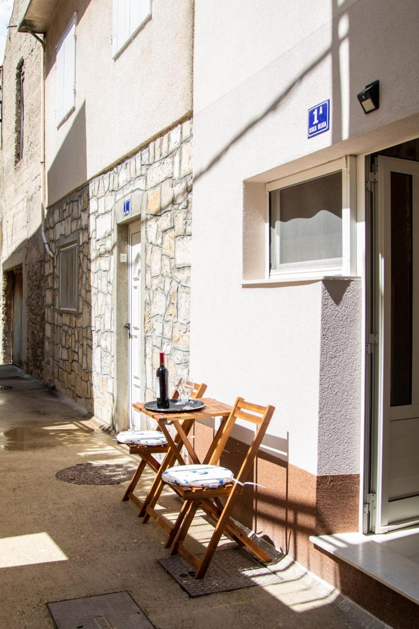 Studio Apartman Mirela Kastel Stafilic Kaštela Exterior foto