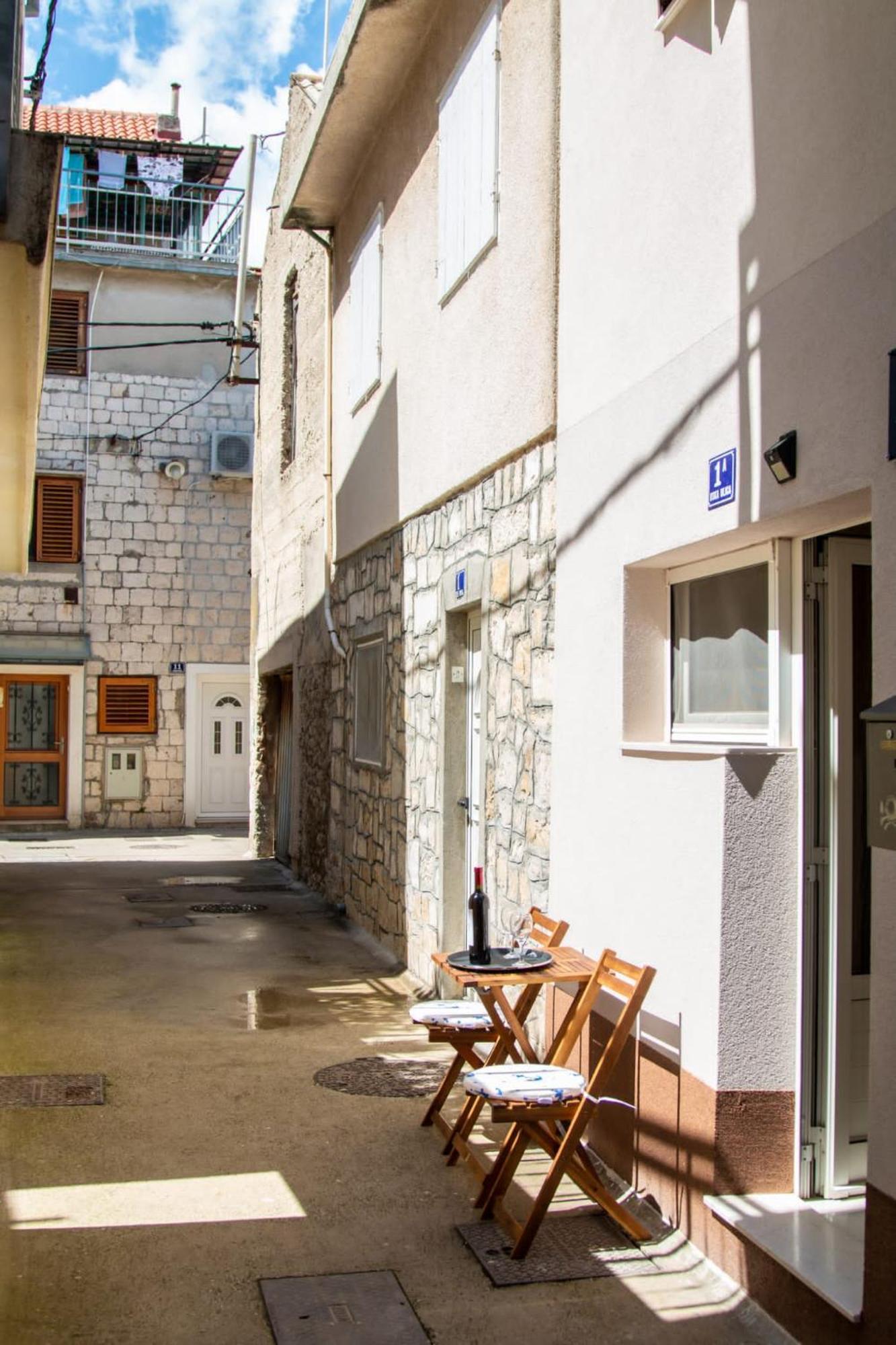 Studio Apartman Mirela Kastel Stafilic Kaštela Exterior foto