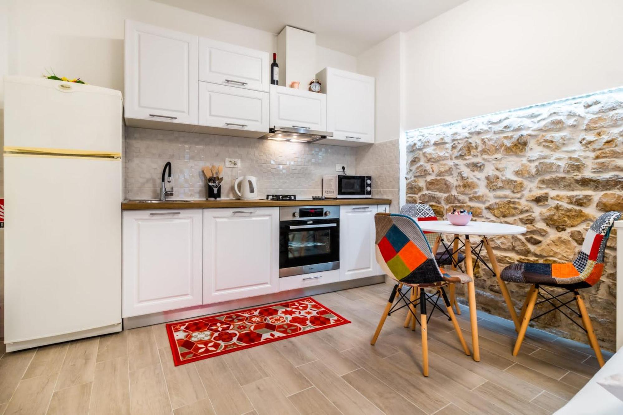 Studio Apartman Mirela Kastel Stafilic Kaštela Exterior foto